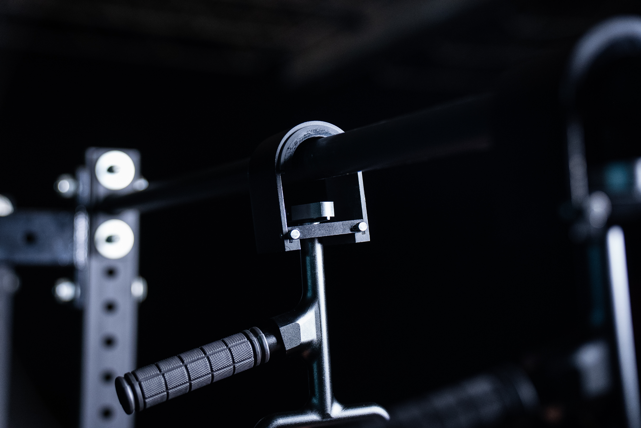 Close product study of the UNIX integrated handlebars
